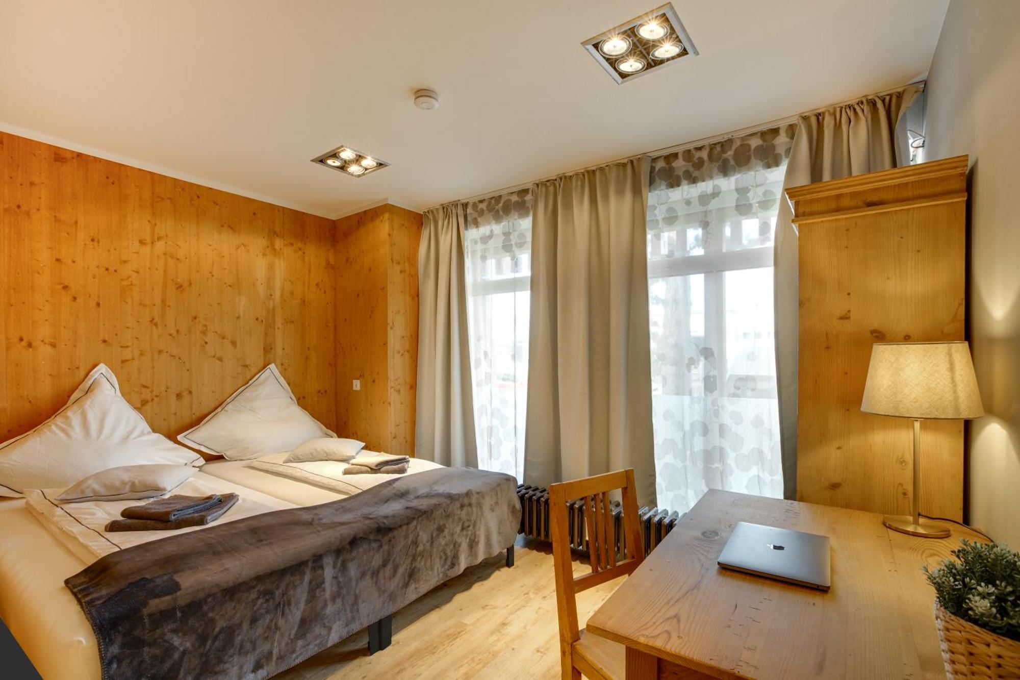 W&G Hotel Кельн Екстер'єр фото